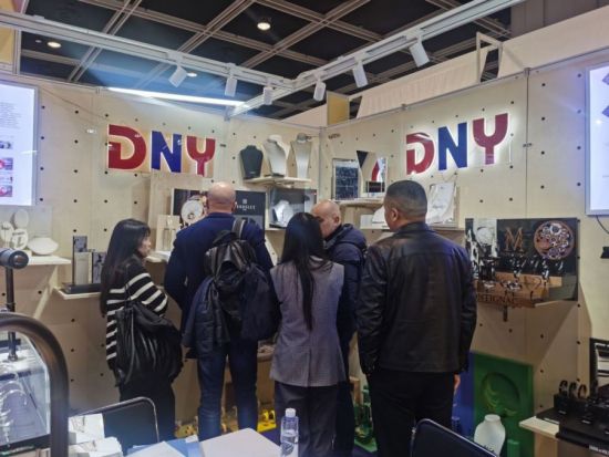 DNY participate in the HKTDC INTERNATIONAL JEWELLERY SHOW